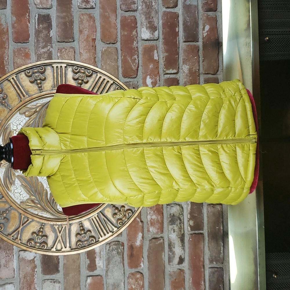0ld Navy Mustard Quilted Vest - Size M